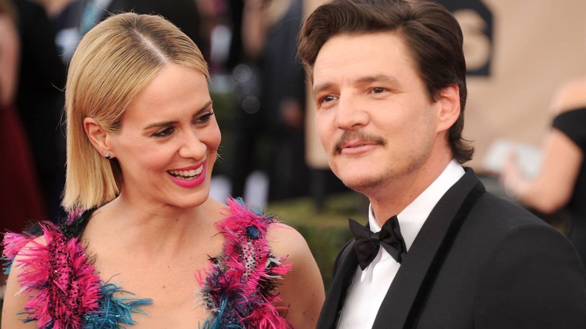 Sarah Paulson asegura que llegó a ayudar a Pedro Pascal 'para que tuviera dinero para alimentarse'