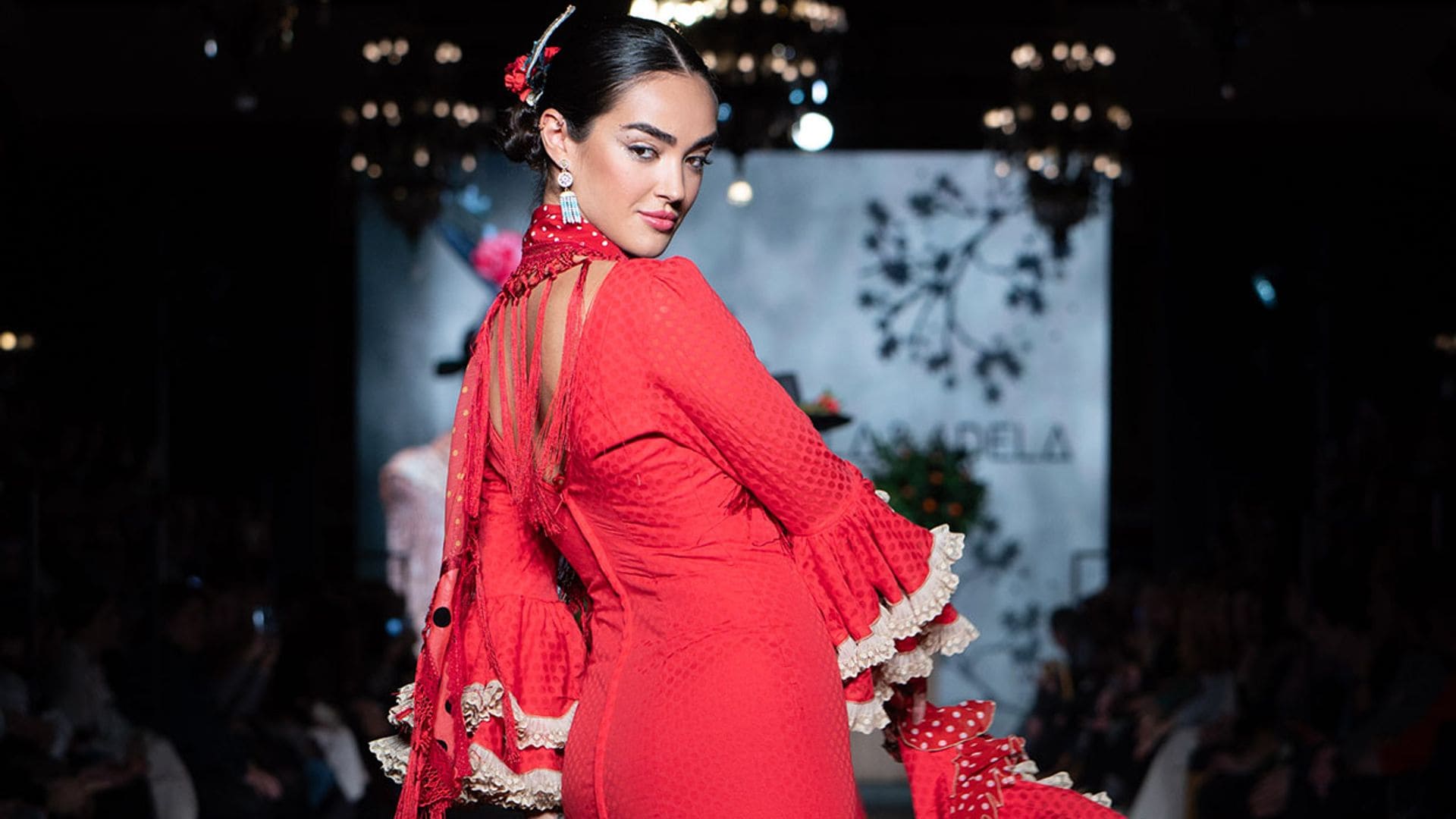 Tendencias en moda flamenca vistas en pasarela que inspirarán tu próximo look de feria