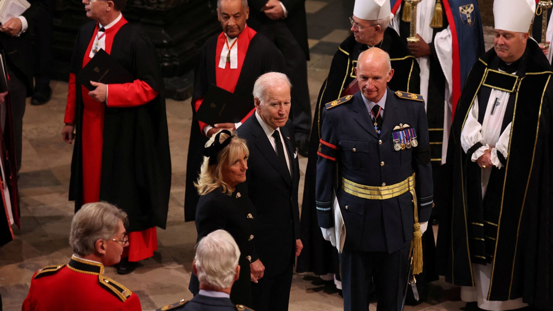 Biden, Macron, Trudeau... entre los 2.000 asistentes al funeral de Estado de Isabel II