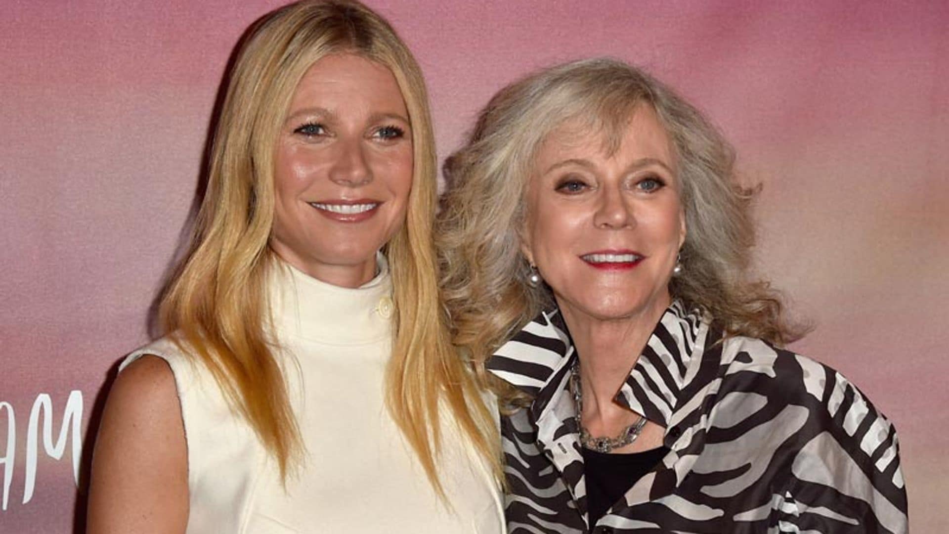 Blythe Danner habla por primera vez sobre la reciente boda de su hija, Gwyneth Paltrow