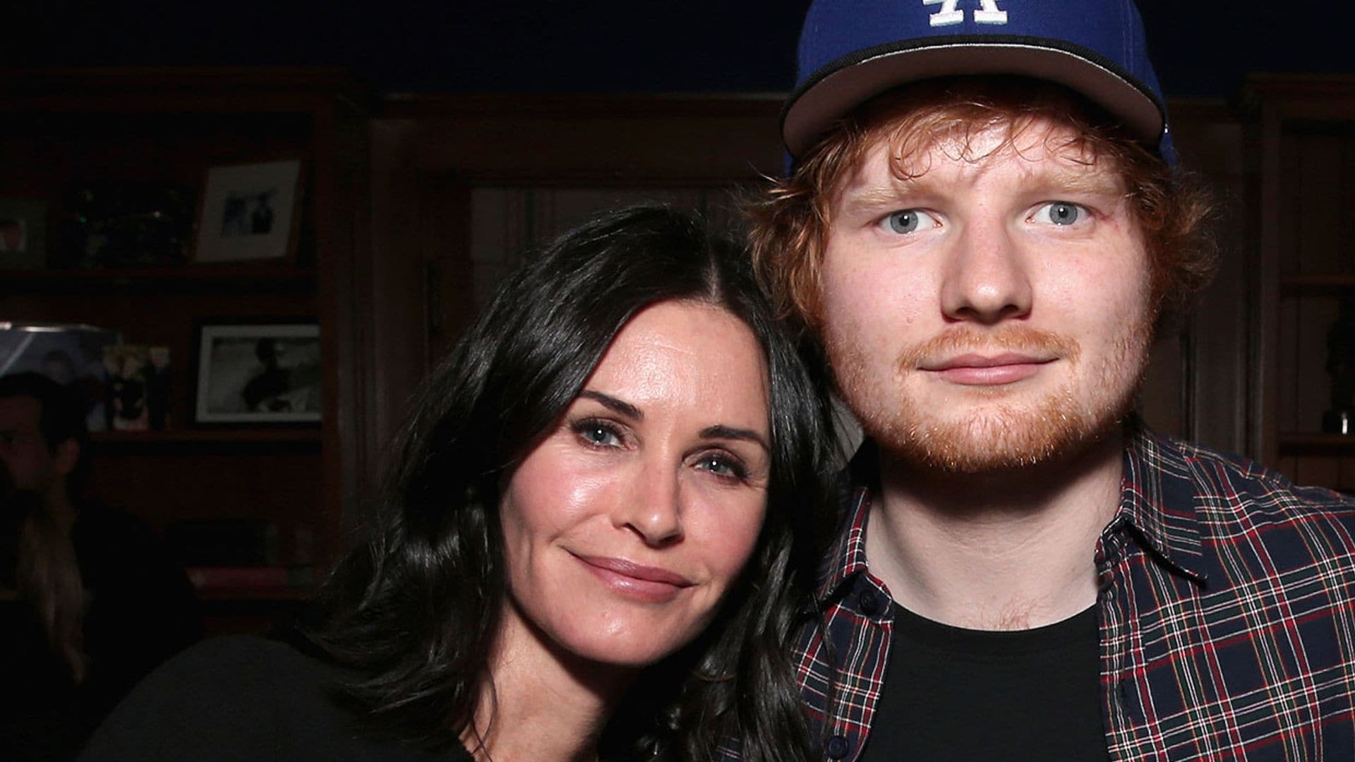 Ed Sheeran se reivindica como bailarín junto a Courteney Cox y la coreografía más conocida de 'Friends'