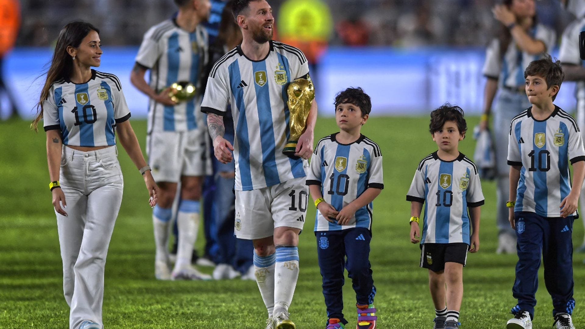 Messi confirma el destino en el que arrancará una nueva vida con Antonela Roccuzzo y sus hijos: 'Estoy en un momento de pensar en mi familia'