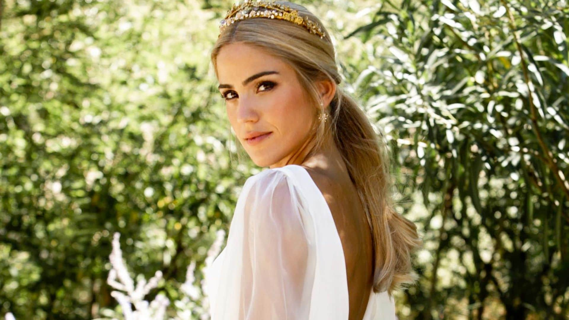 Novias con tiara, el accesorio de inspiración 'royal' que enamora a las andaluzas