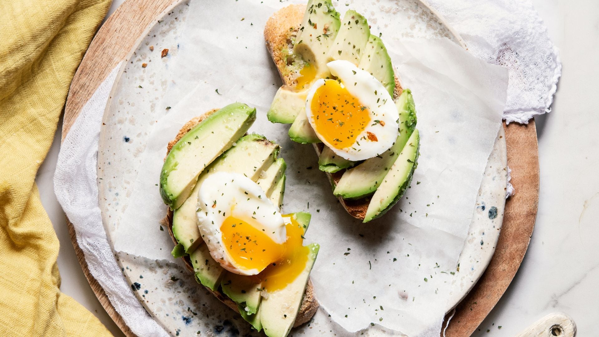 Seis alimentos para que el pelo crezca fuerte y brillante