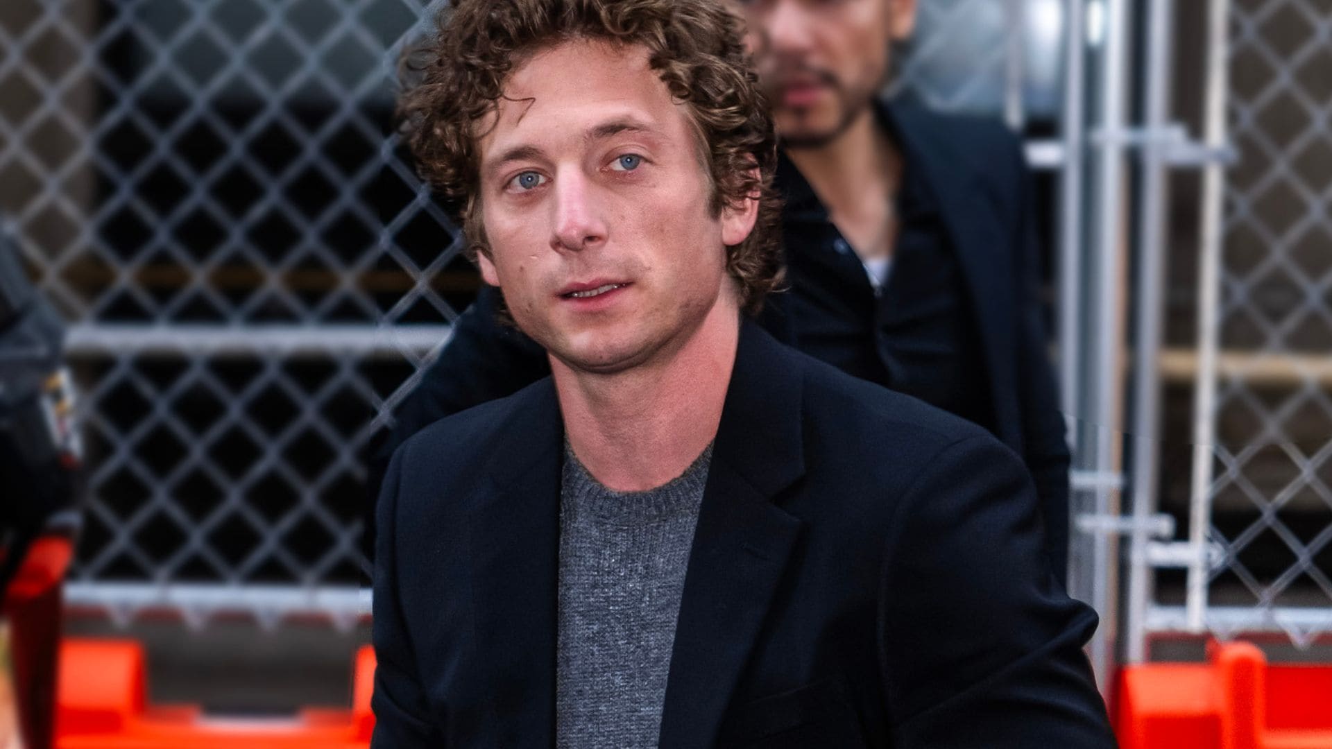 Quién es Jeremy Allen White, el actor de Hollywood con el que ha sido vista Rosalía