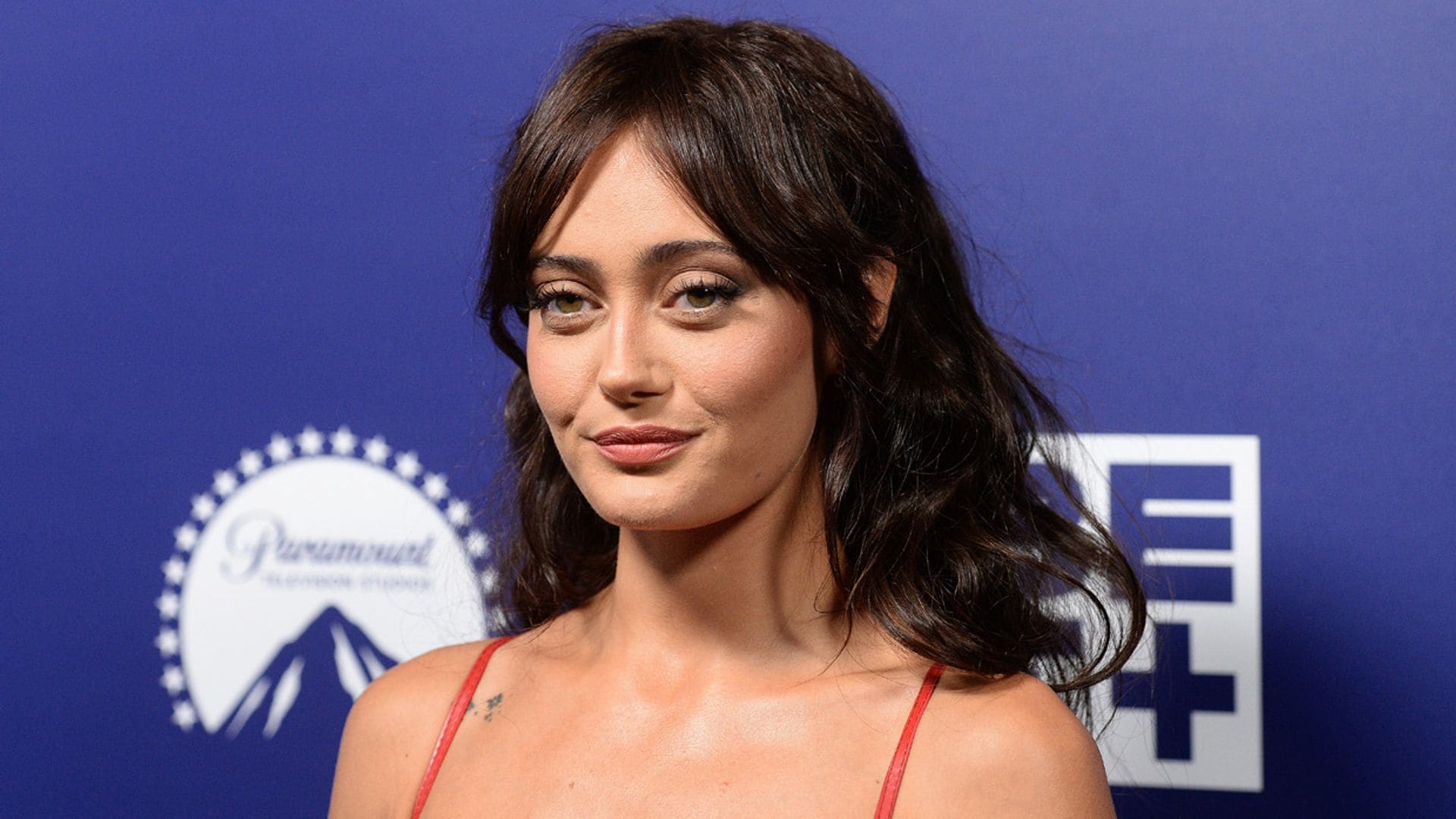 Ella Purnell, la actriz británica que deslumbra con sus apuestas de moda las 24 horas del día