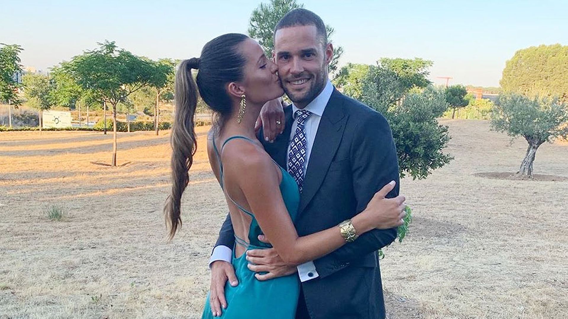 Malena Costa, la invitada más sexy en la boda de su cuñada