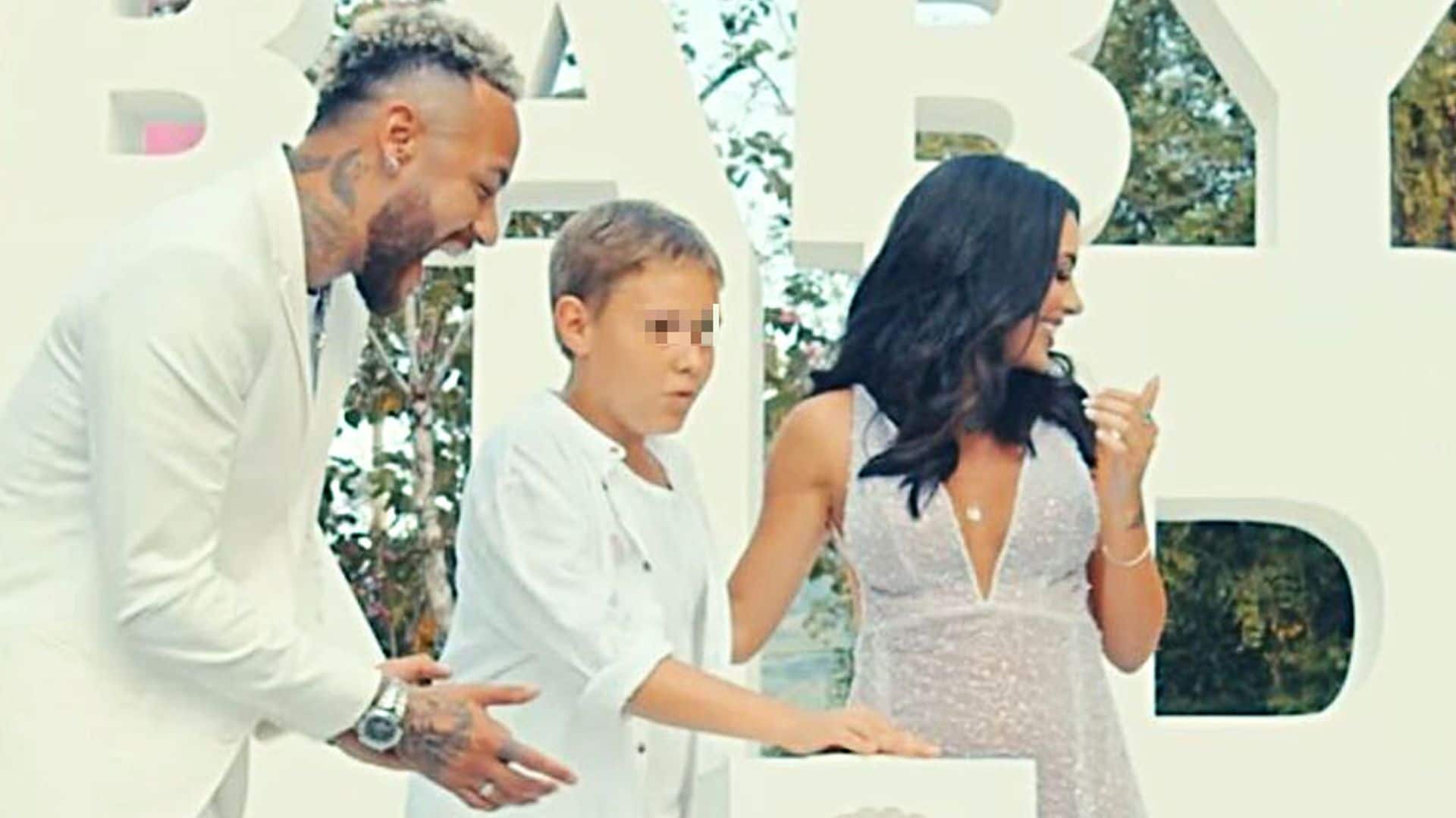 ¿Niño o niña? Neymar y Bruna Biancardi anuncian con un divertido fiestón que el bebé que esperan es...