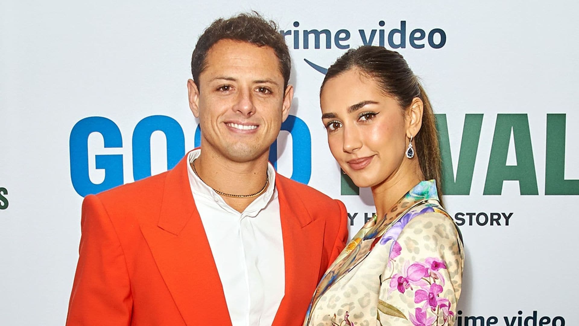 El Chicharito y su novia, en su nueva cita sobre una alfombra roja