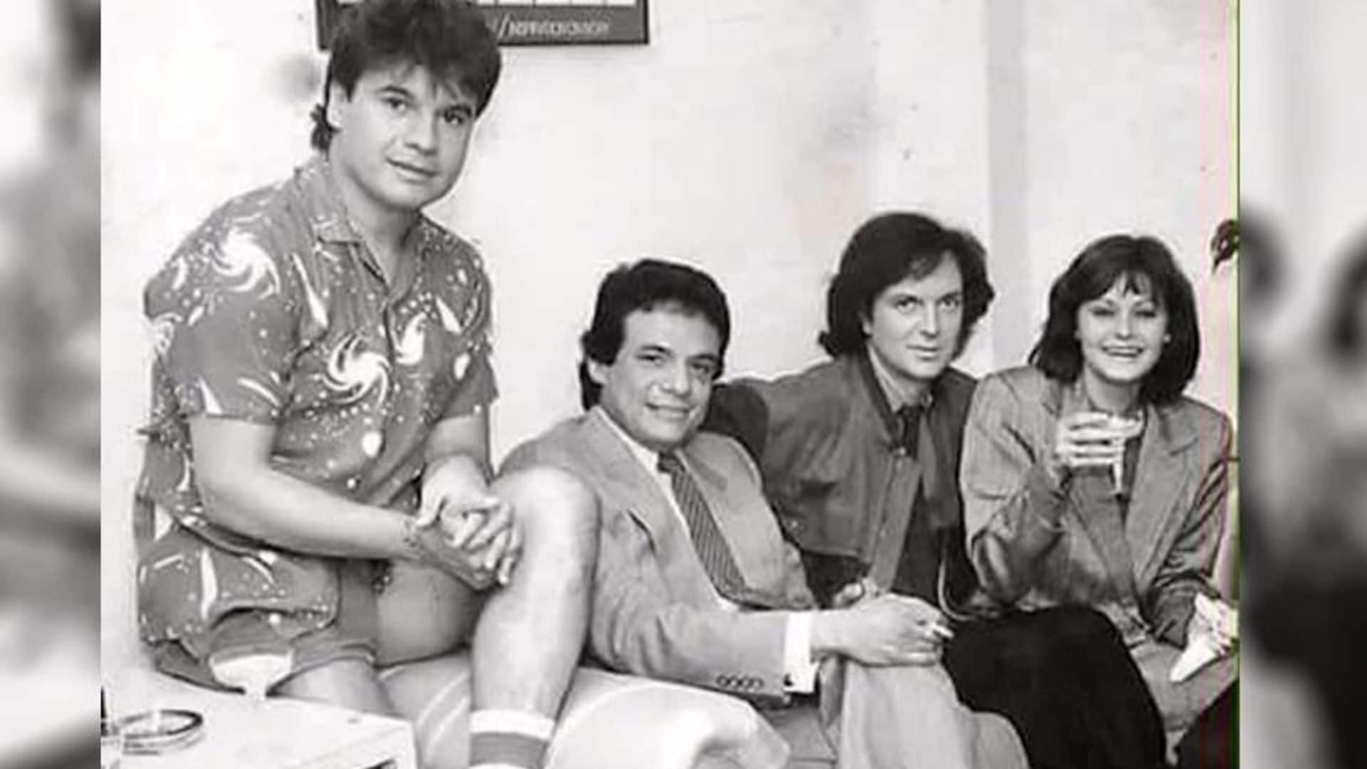 El día que Rocío Dúrcal, José José, Camilo Sesto y Juan Gabriel se tomaron la foto que ha llamado tanto la atención