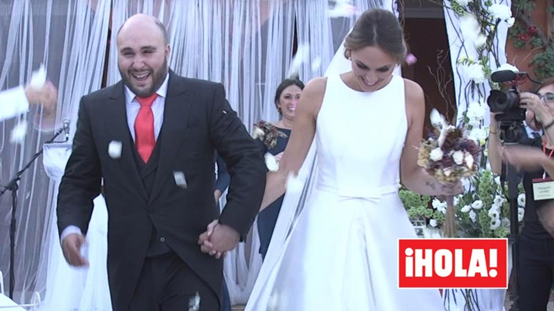 Exclusiva: Un cortejo de 'príncipes y princesas' en la boda de Kiko