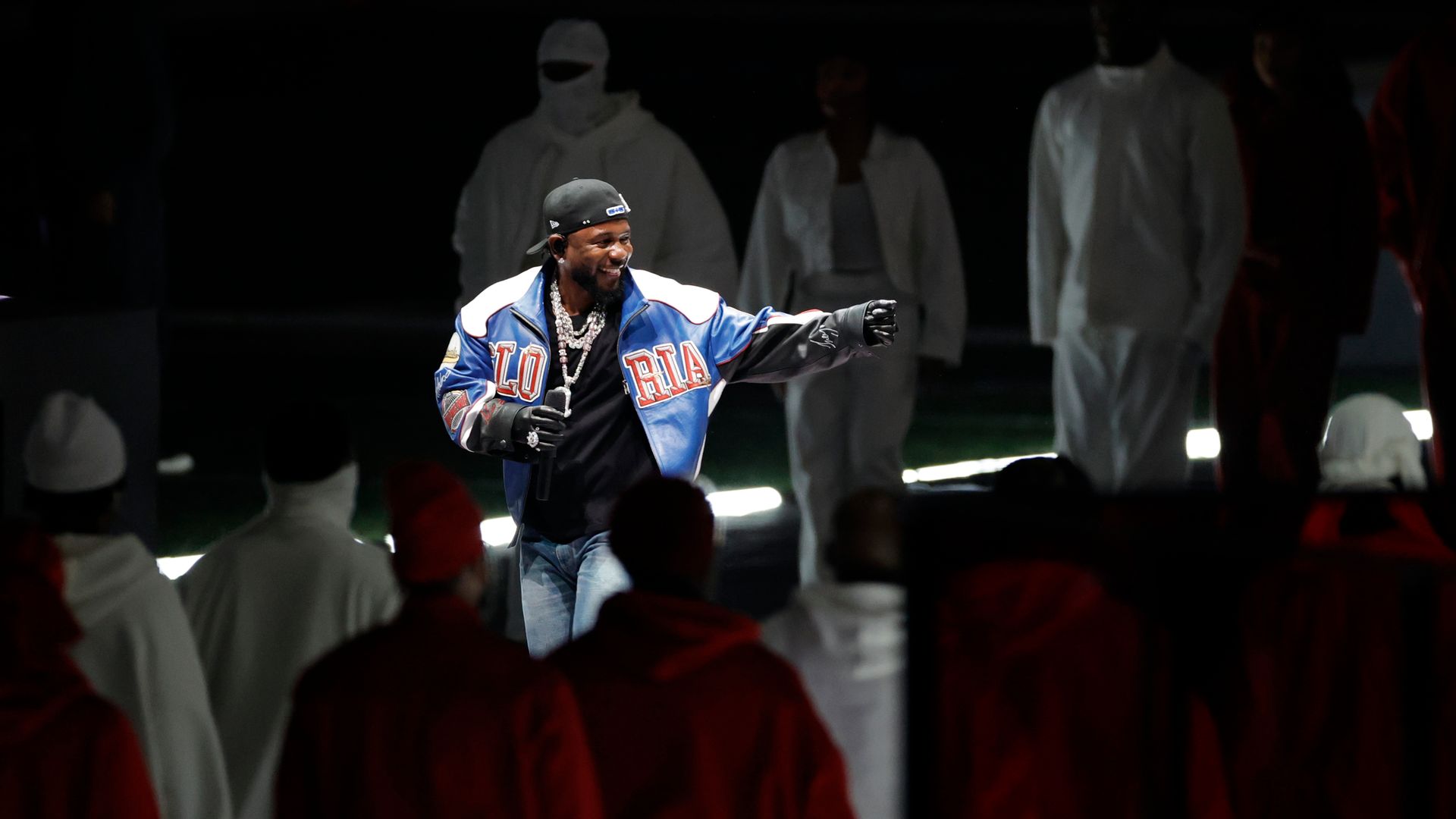 El significado detrás del 'look' de Kendrick Lamar en el Super Bowl