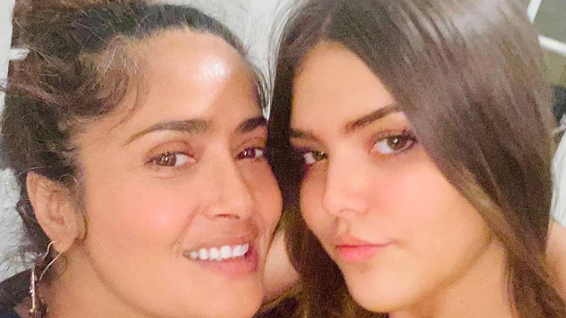 Una ‘tía cool’, así es la bonita relación entre Salma Hayek y la hija de Alfonso Cuarón