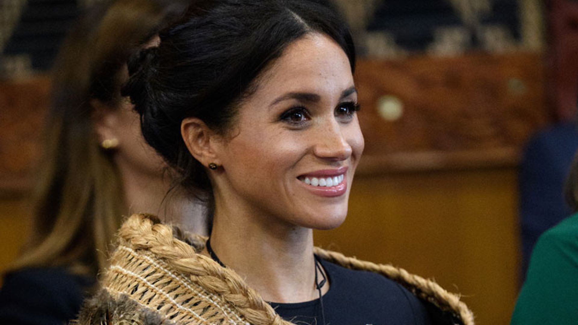 Todos los looks premamá de Meghan Markle en su visita oficial a Oceanía