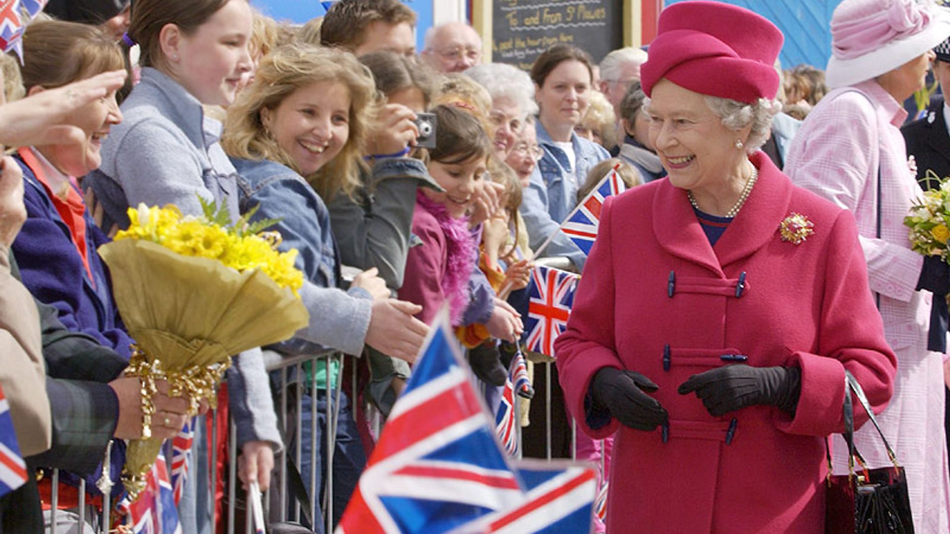 Isabel II cumple 65 años en el trono: todos los acontecimientos que han marcado la vida de la reina más longeva