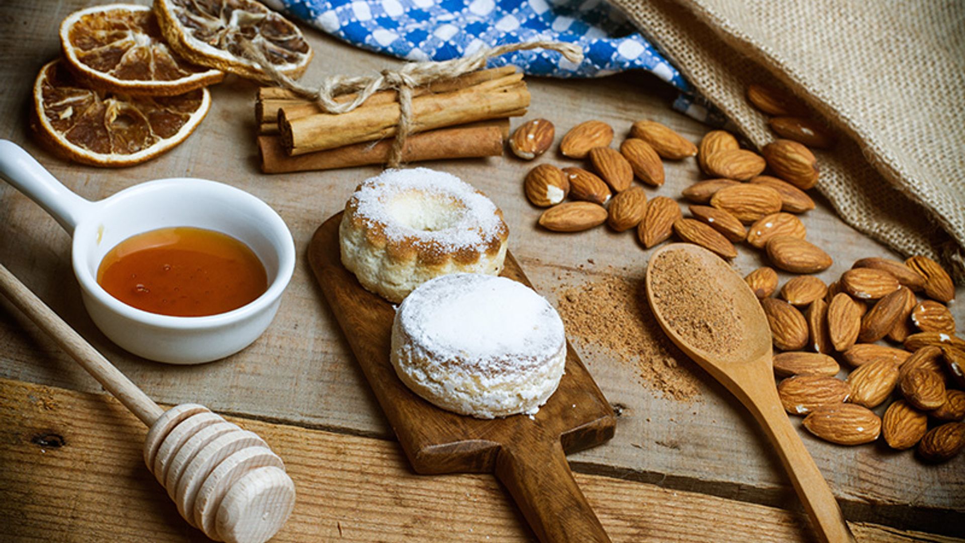 ¿Por qué no hacerlos tu misma? Así se preparan los clásicos polvorones