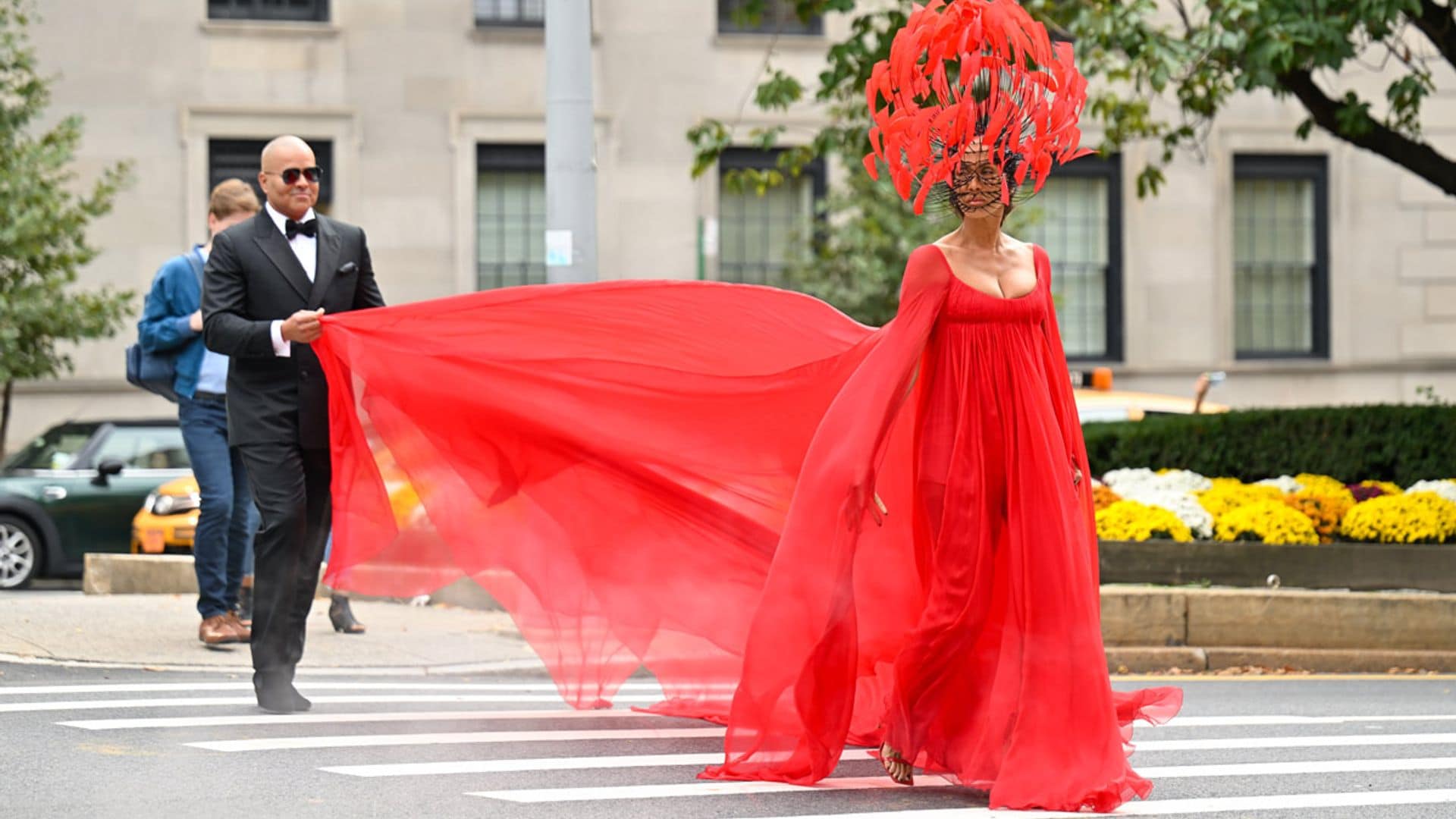 El vestidazo de la próxima temporada de 'And just like that', ¡no lo lleva Carrie Bradshaw!