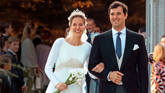 Victoria López-Quesada y Enrique Moreno de la Cova en su boda