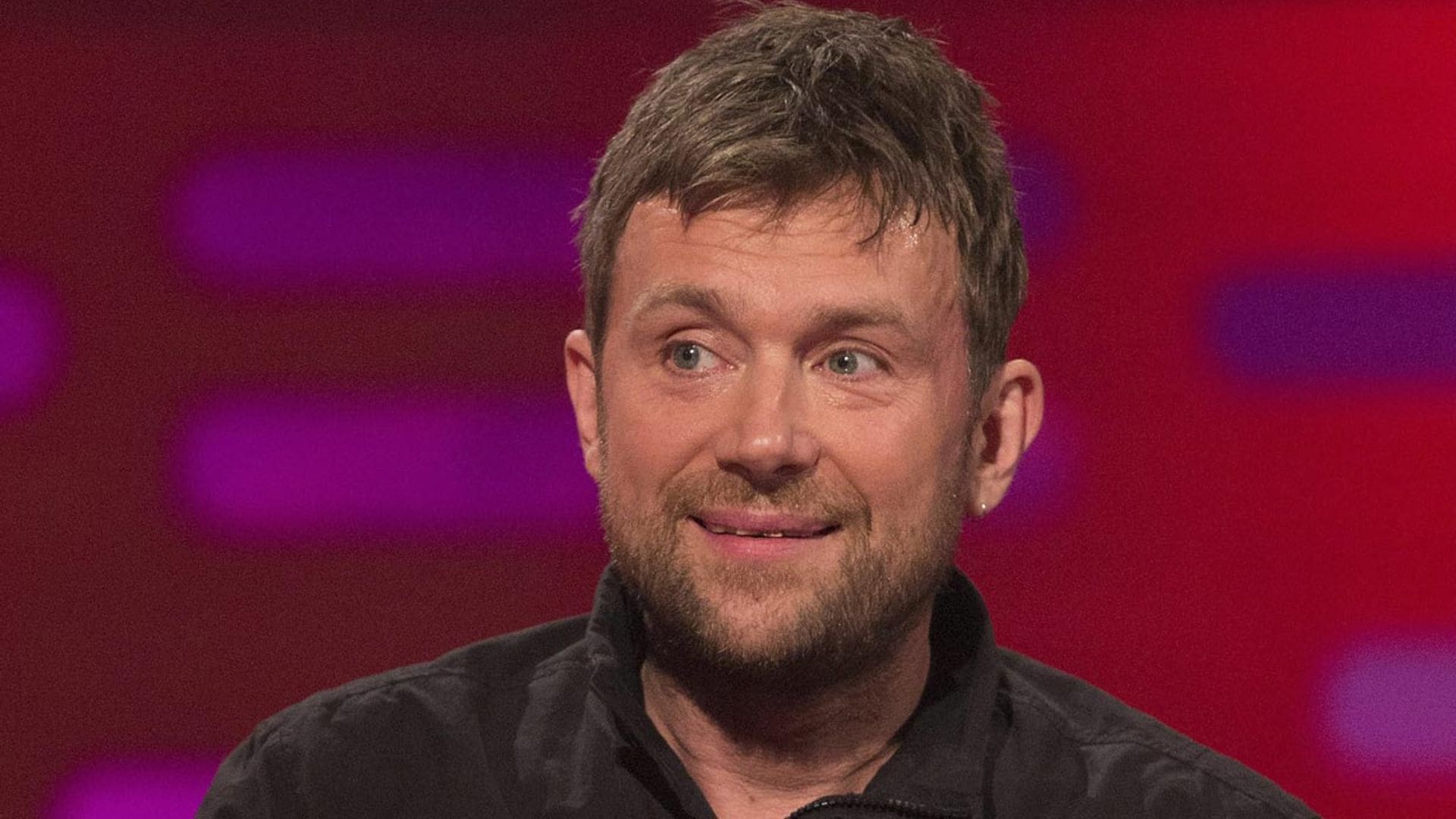 ¡Nunca es tarde! Damon Albarn, cantante de Blur, se saca el carnet de conducir a los 53 años