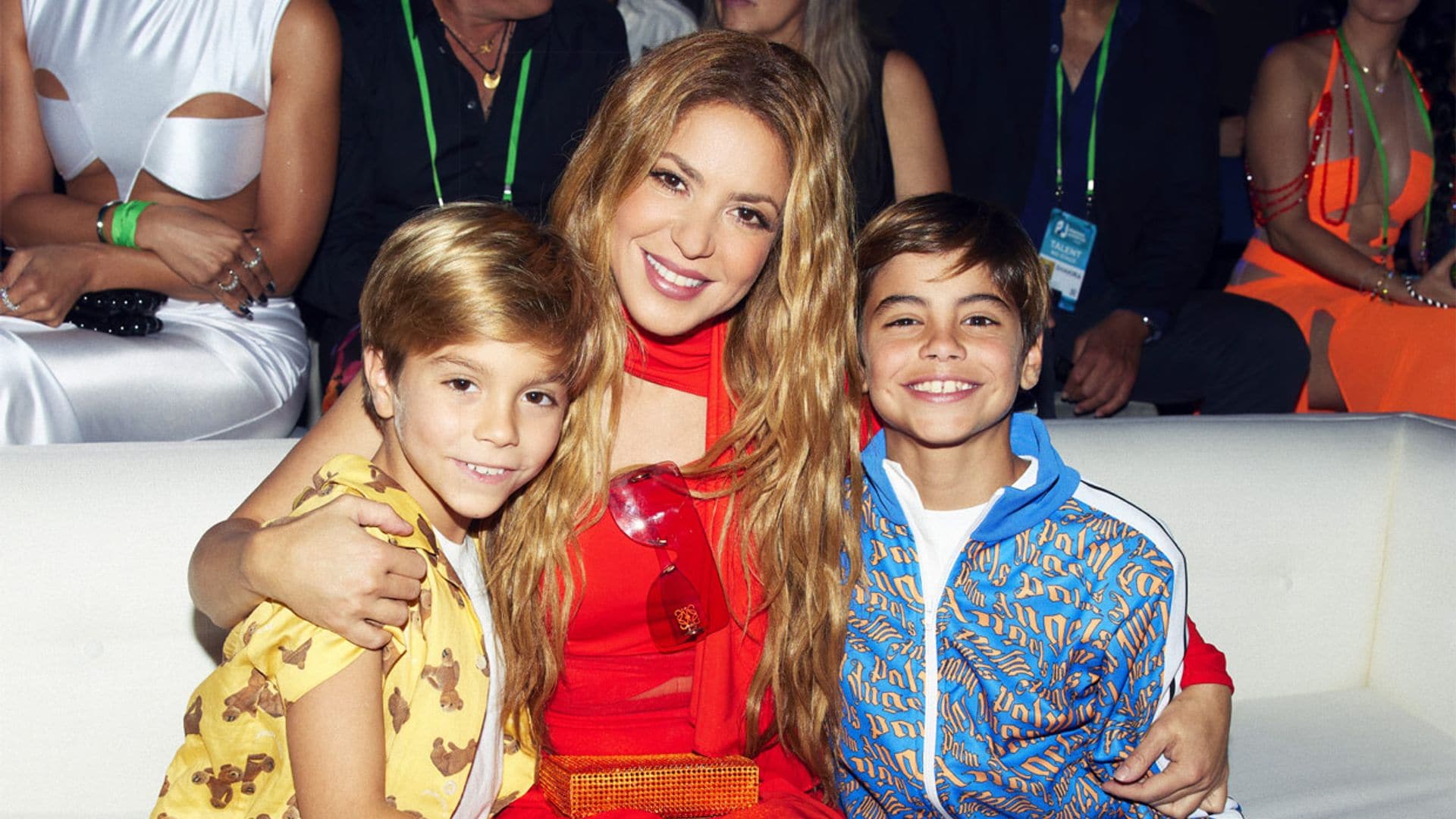 Así ha sido la reaparición de Shakira con sus hijos tras ser acusada de un segundo fraude fiscal