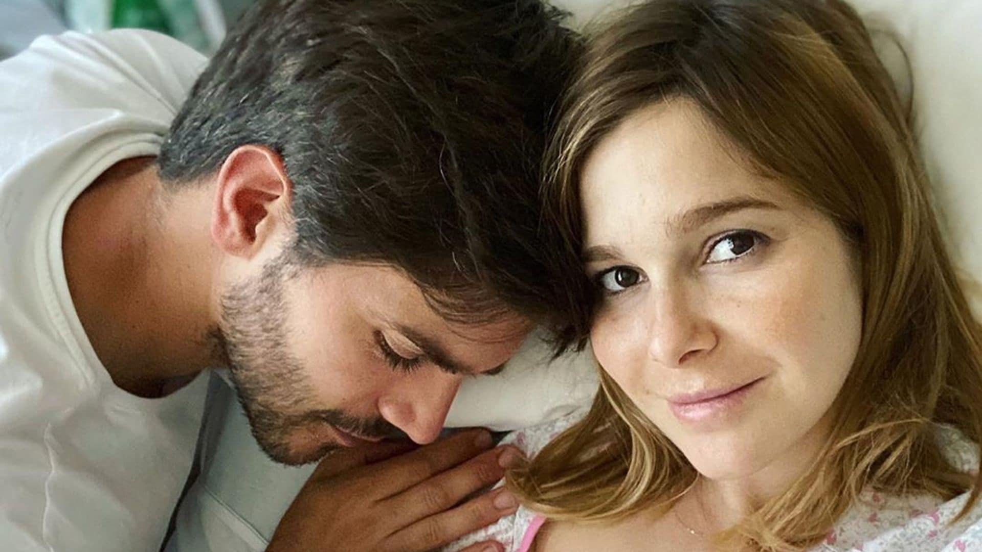 La nueva vida de Natalia Sánchez y Marc Clotet como familia de cuatro