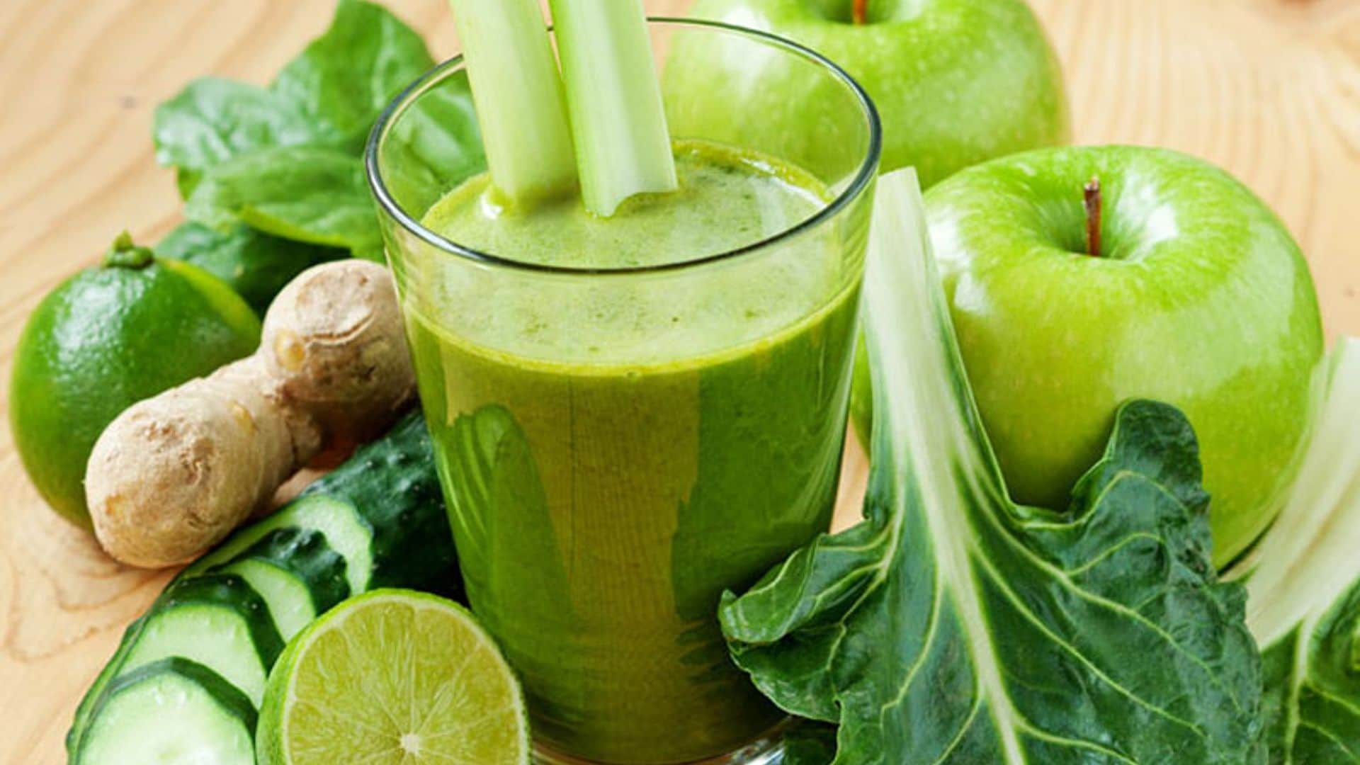 'Smoothie detox' de acelga, manzana verde y pepino