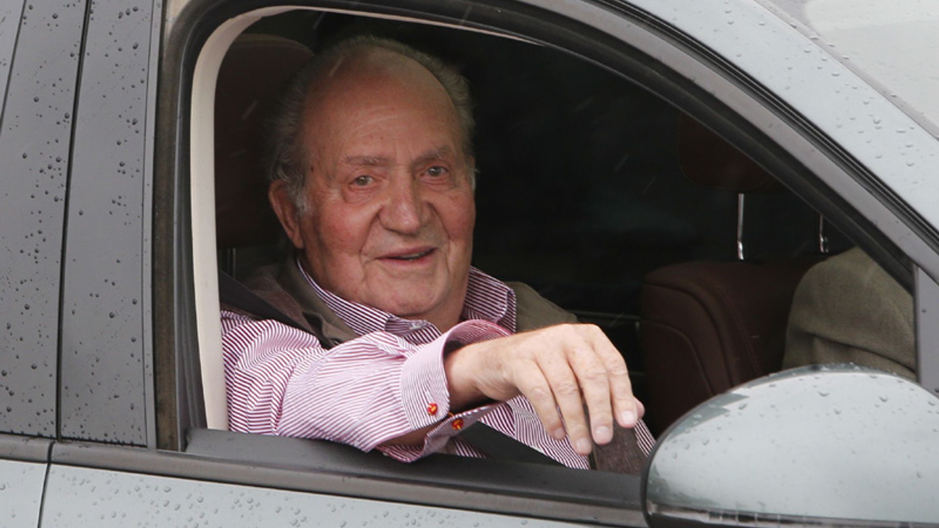 Don Juan Carlos recibe el alta hospitalaria