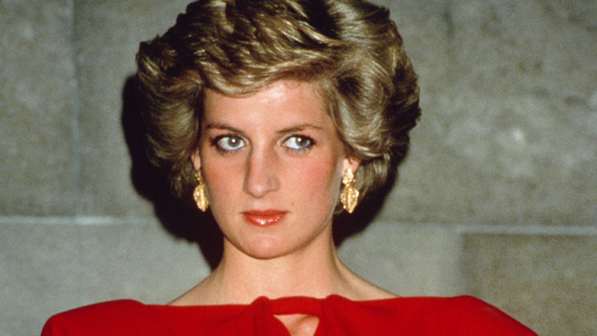 Zara rescata los básicos que convirtieron a Diana de Gales en un icono