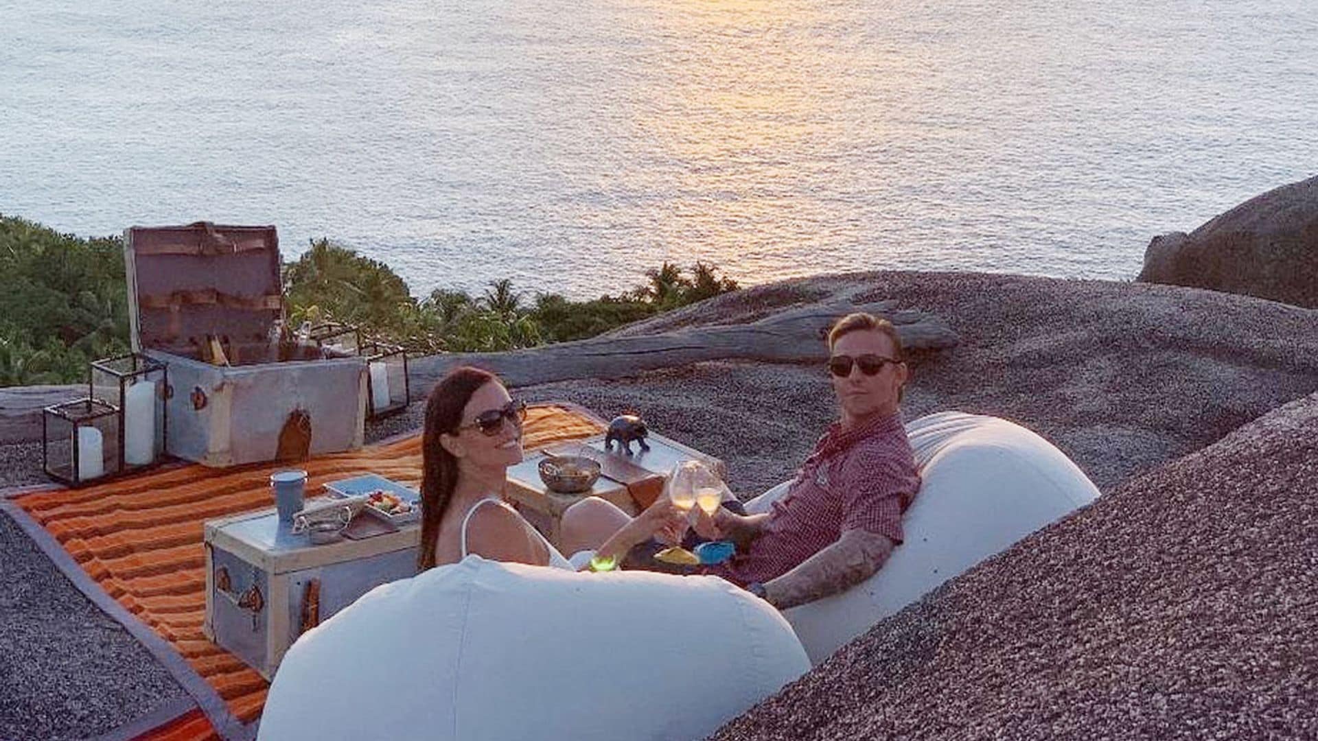 Guti y Romina celebran su aniversario con unas vistas idílicas