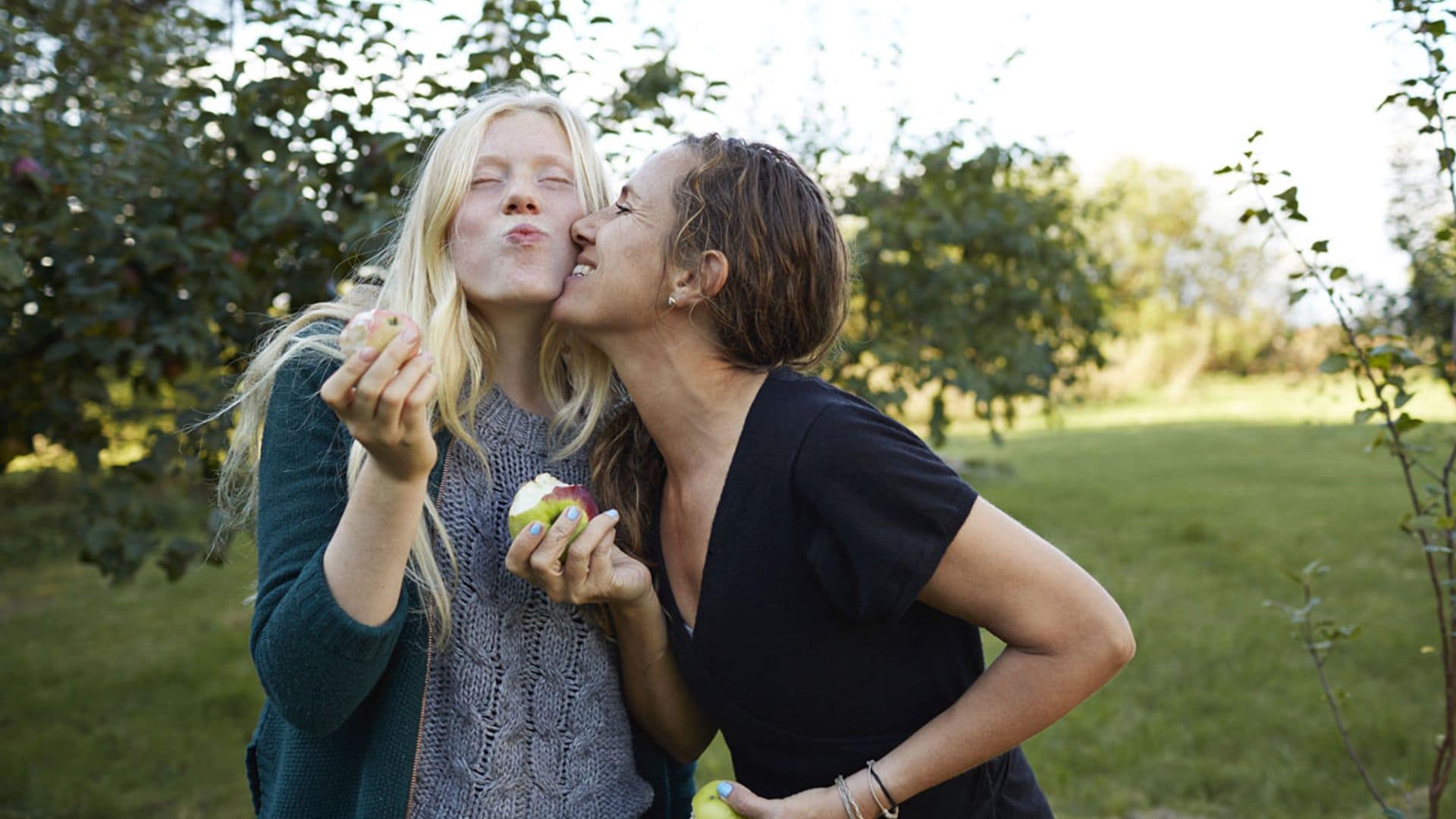 getty amigas comiendo