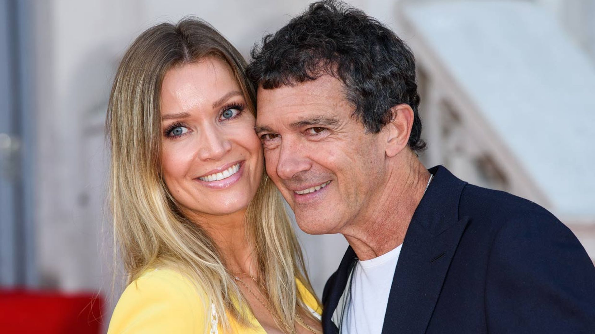 Nicole Kimpel sorprende a Antonio Banderas en su cumpleaños