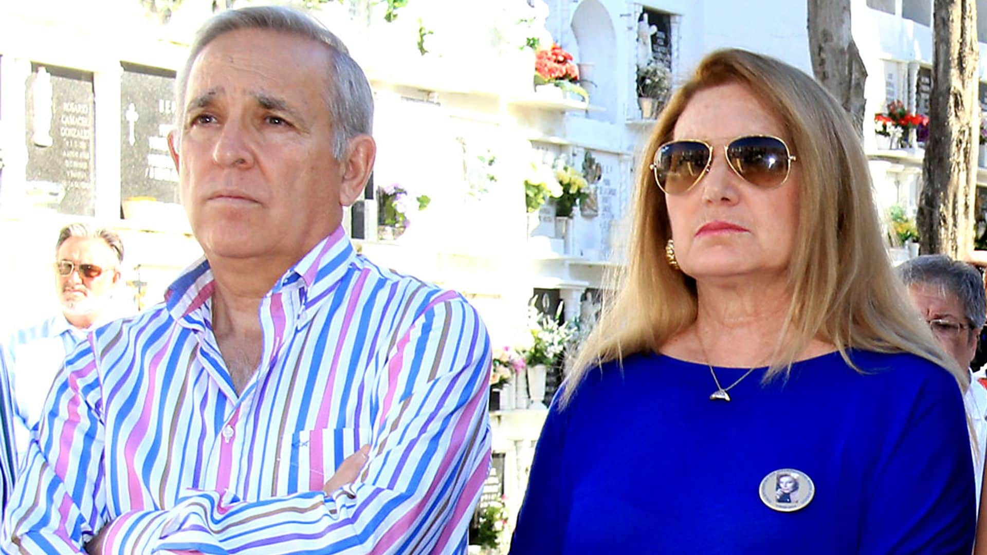 'Ha pasado muchas líneas rojas': el marido de Gloria Mohedano responde con dureza a Rocío Carrasco