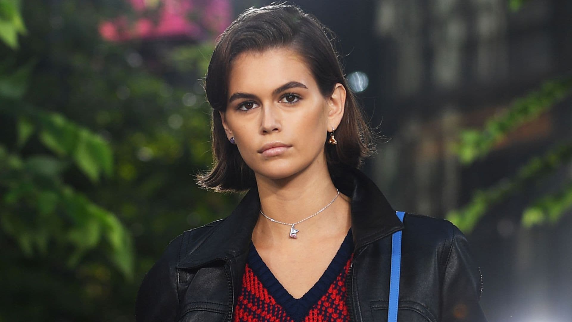 El mejor truco de Kaia Gerber para rehidratar su piel entre desfiles y vuelos