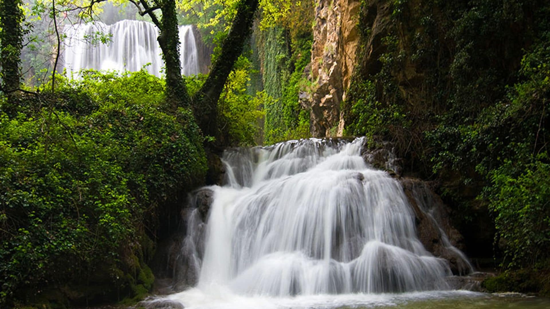 Cómo descubrir el Monasterio de Piedra, un clásico entre las excursiones de un día