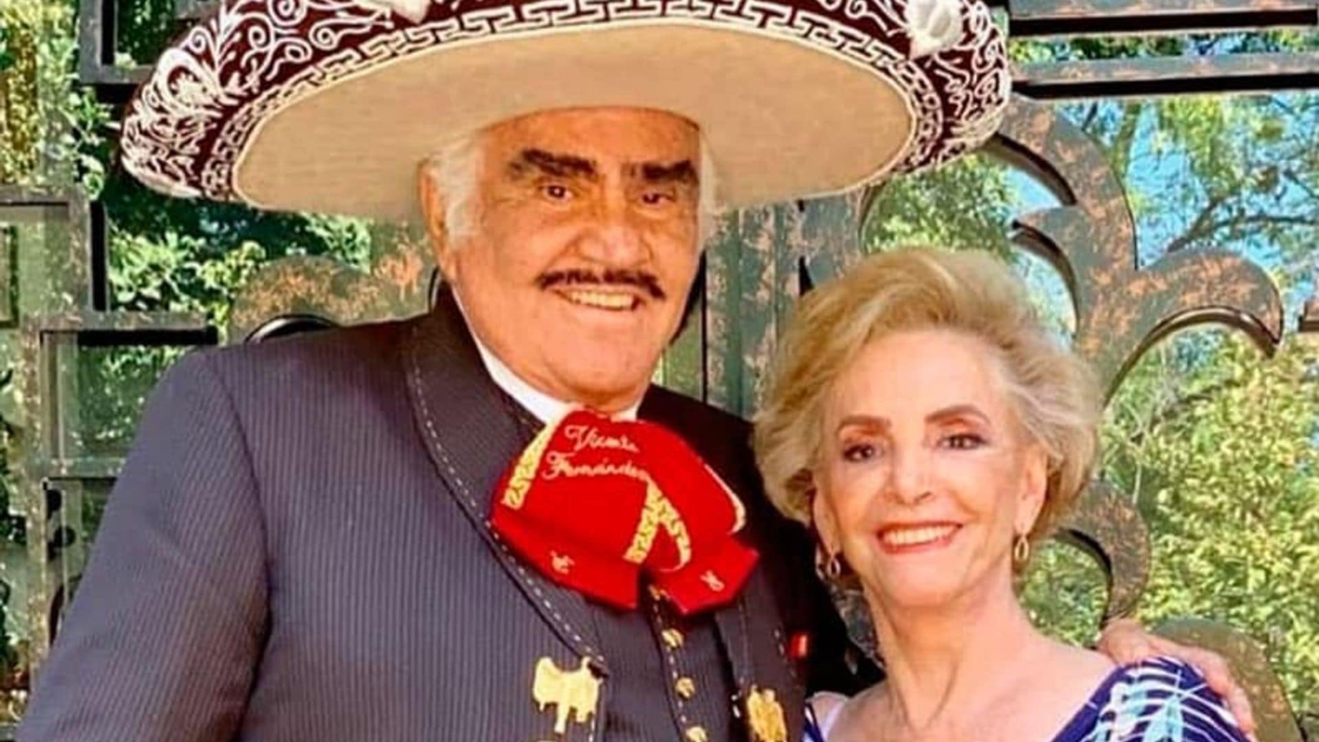 De propia voz, Doña Cuquita da su postura sobre la serie de Vicente Fernández