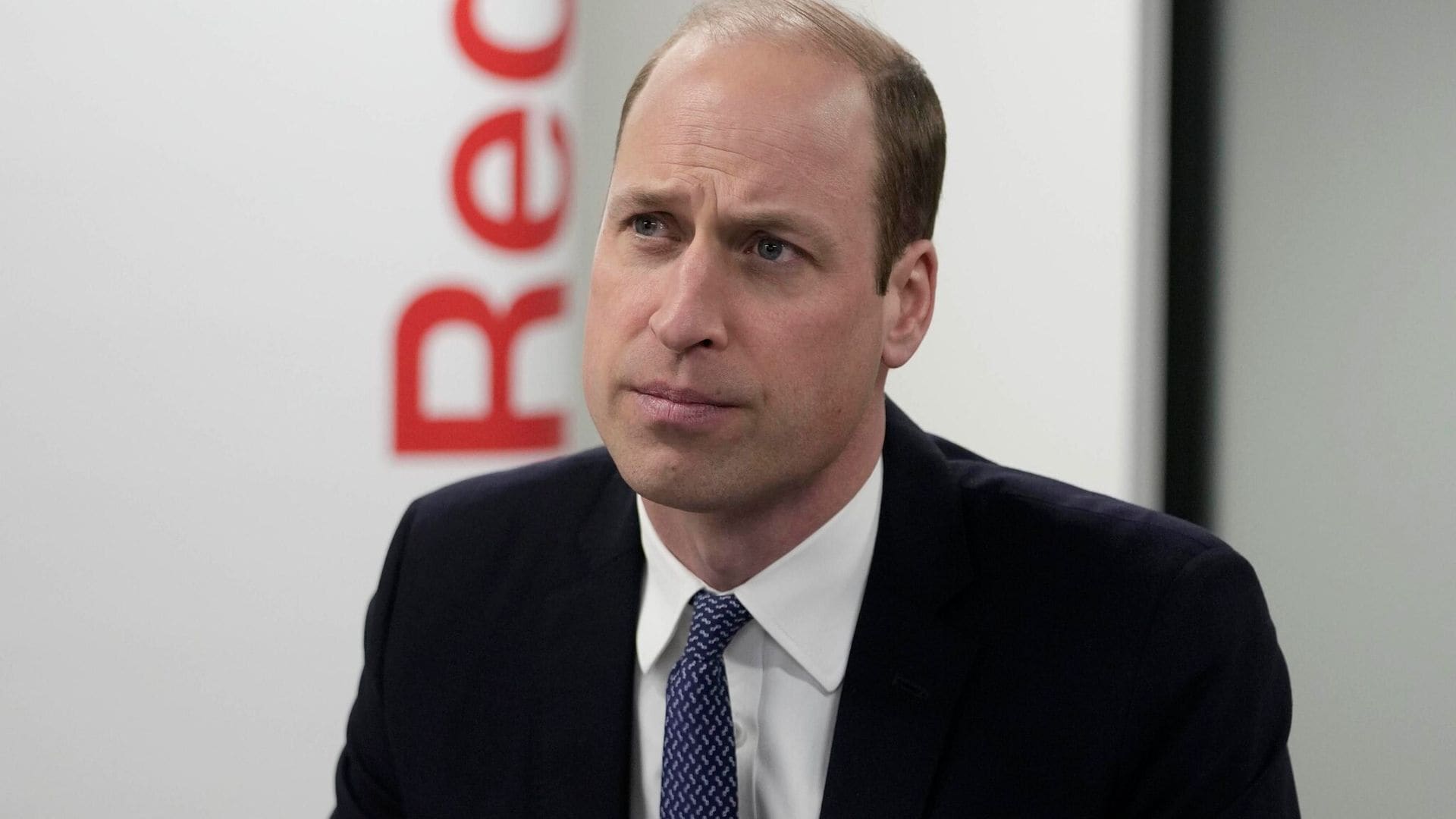 El príncipe William reaparece en medio de los rumores sobre la salud de Kate Middleton