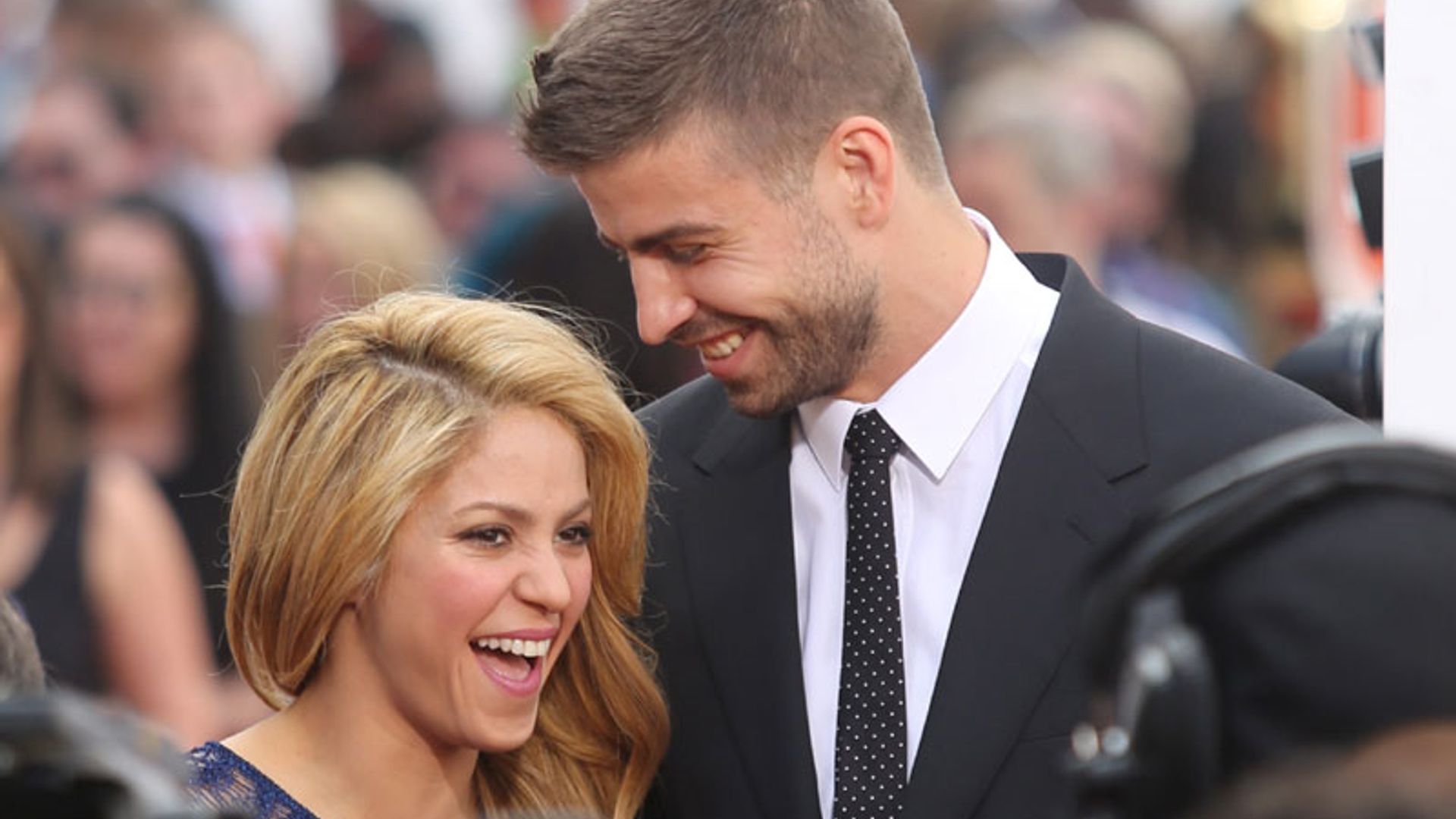 Shakira dedica su última canción 'Me enamoré' a Piqué: 'Me gusta esa barbita...'