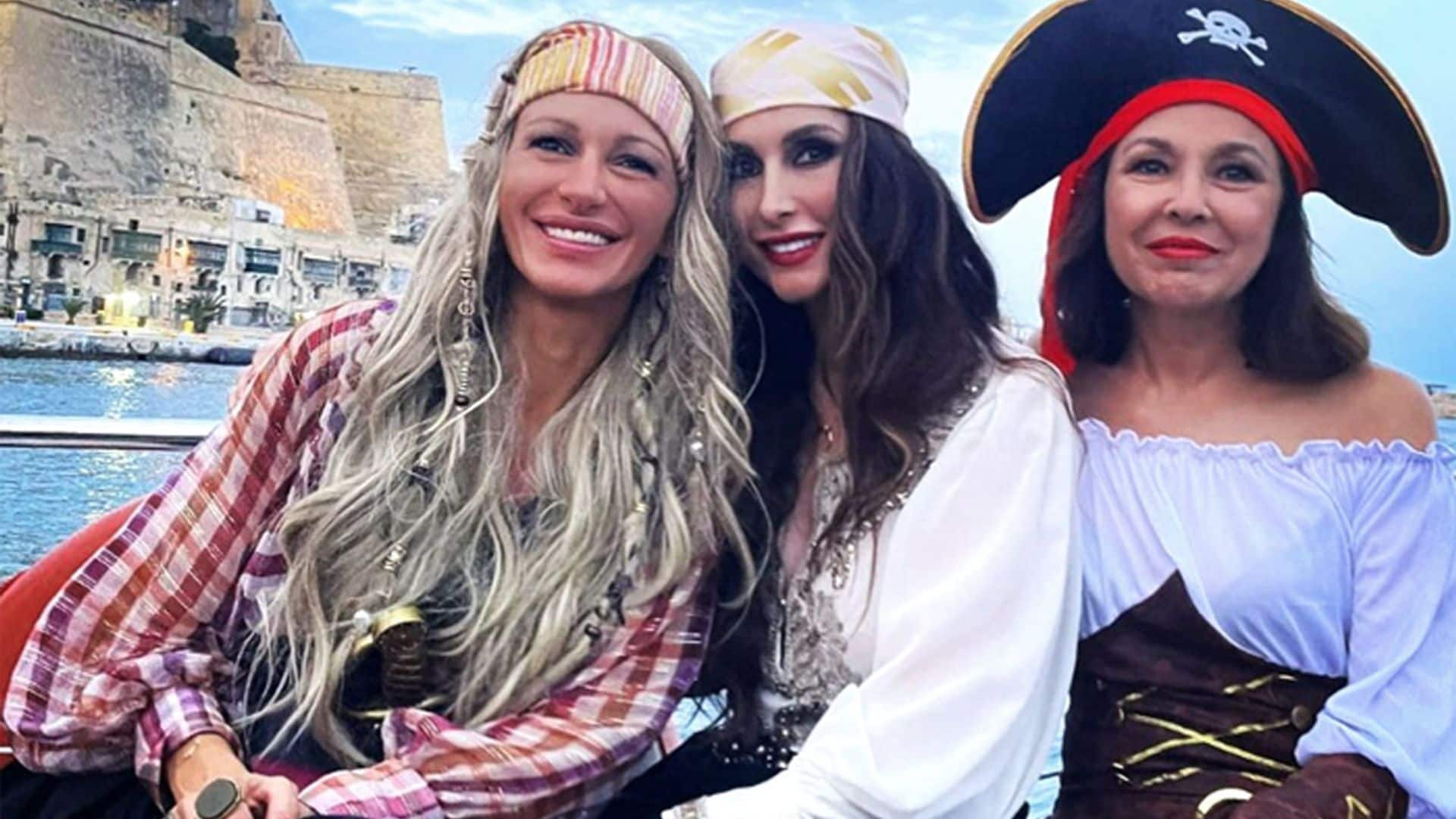 De Paloma Cuevas a Susanna Griso, todas las invitadas a la espectacular fiesta pirata celebrada en Malta