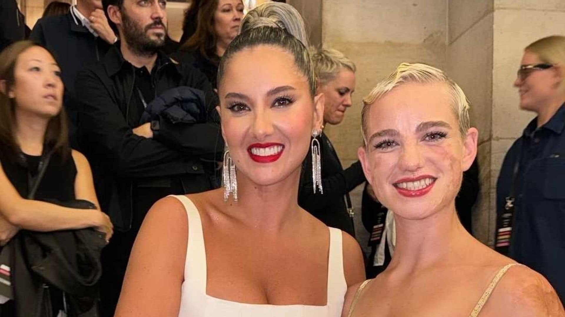 Daniela Álvarez y su encuentro más esperado en París con la esgrimista italiana Bebe Vio