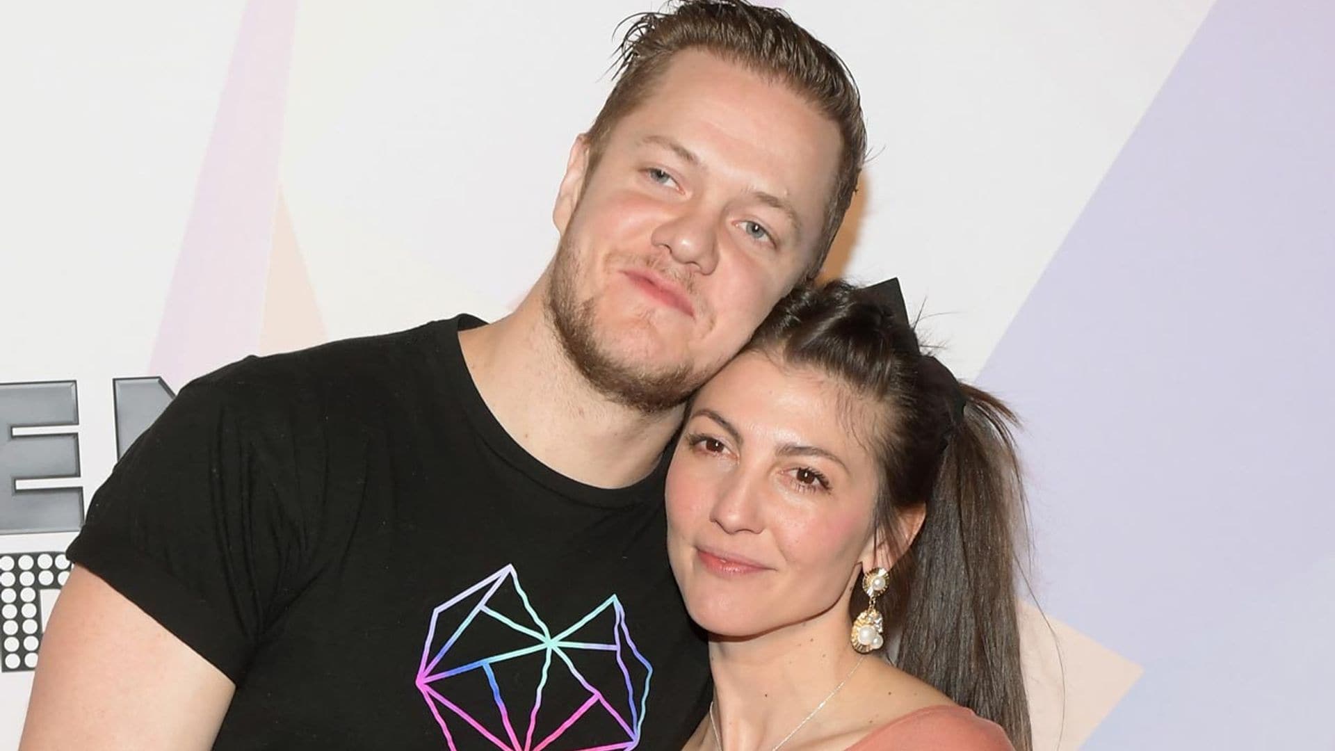 Así fue como un mensaje de texto salvó el matrimonio del cantante de 'Imagine Dragons'