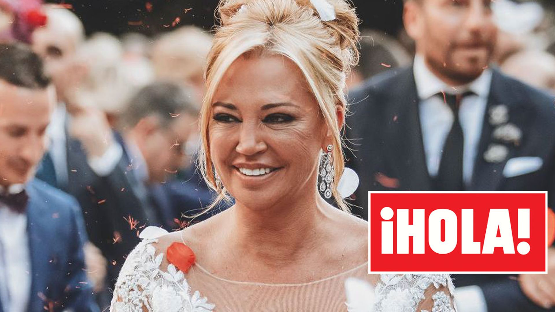 Exclusiva en ¡HOLA!: el esperado vestido de novia de Belén Esteban, un diseño de 'princesa'