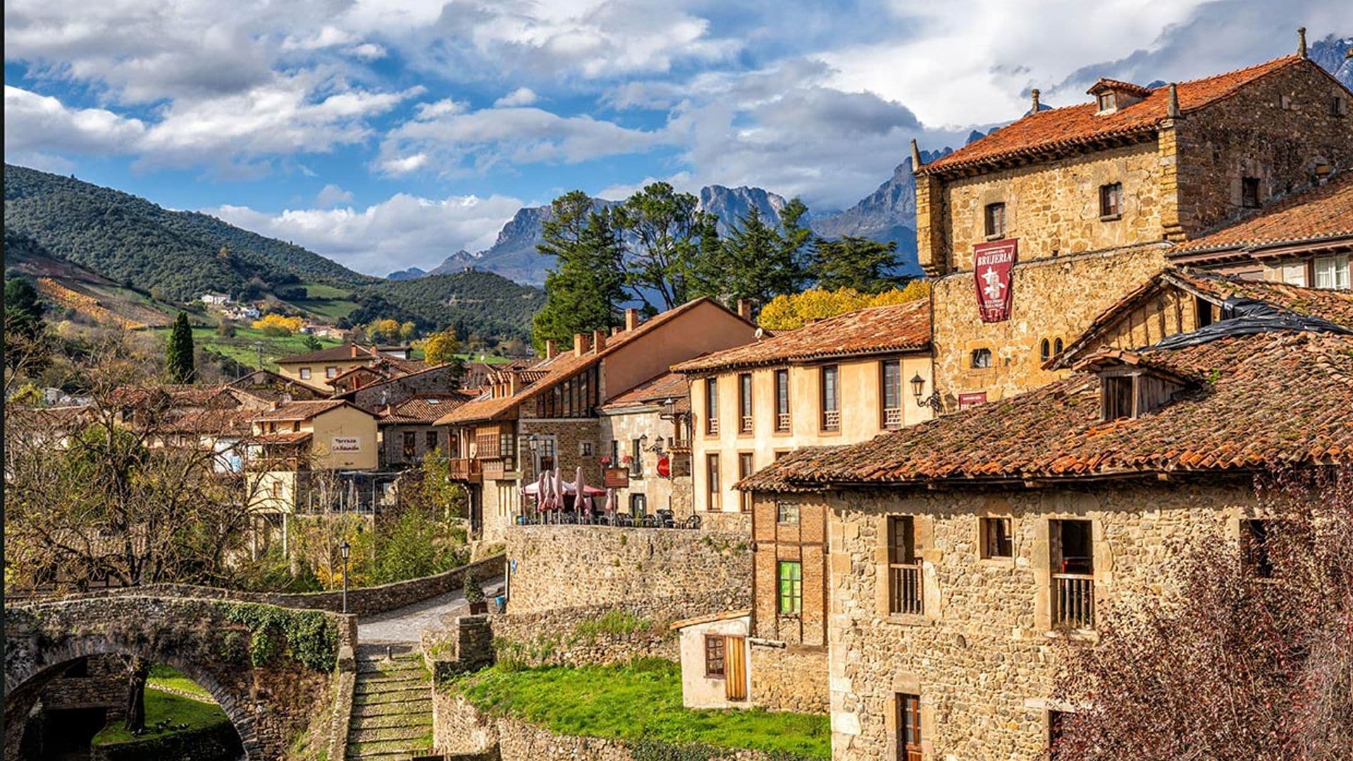 Qué hacer en el valle de Liébana, además de vivir la fiesta del Orujo de Potes