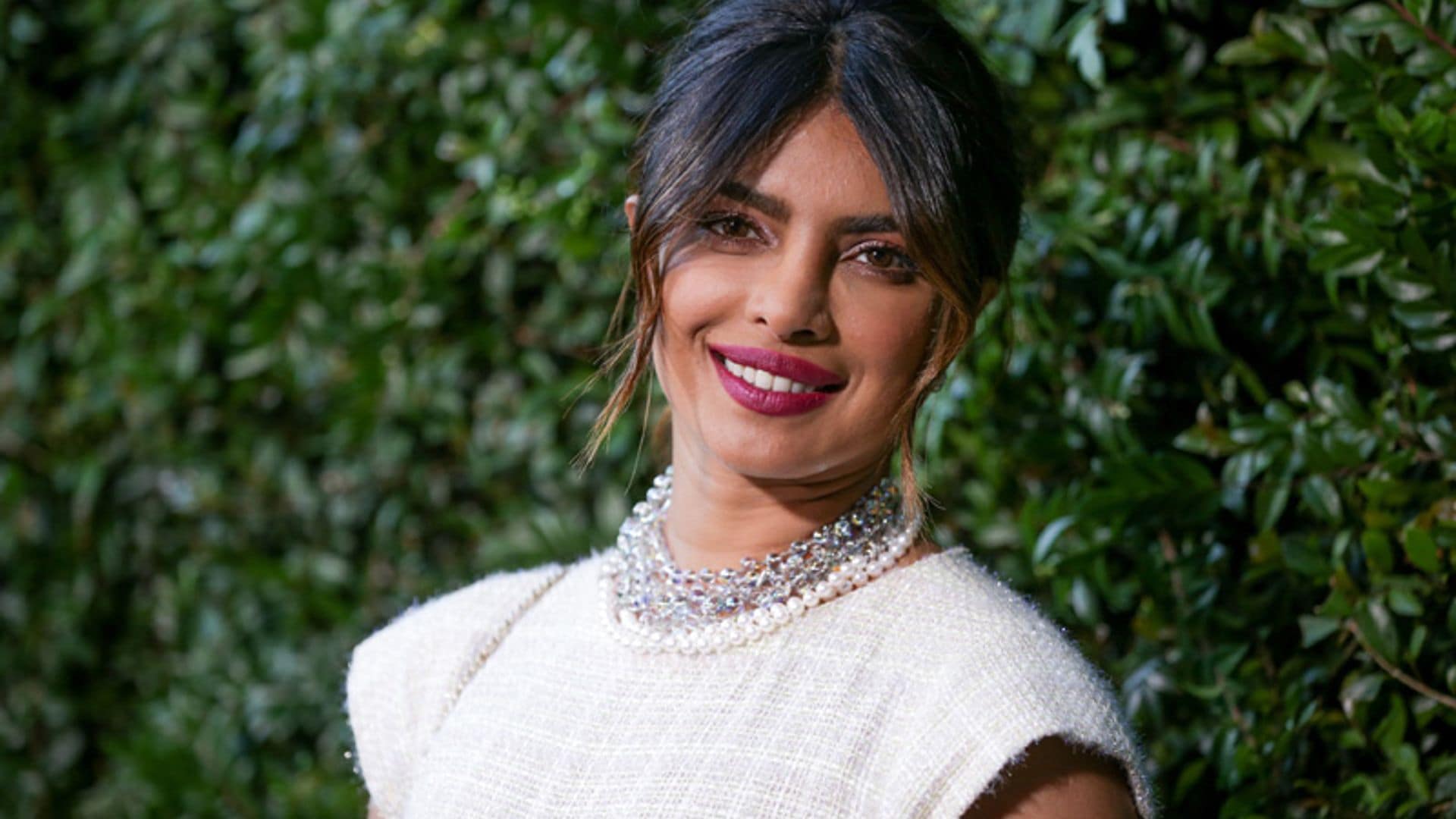 El detalle 'beauty' de la boda de Priyanka Chopra que podrás conseguir por 30 euros