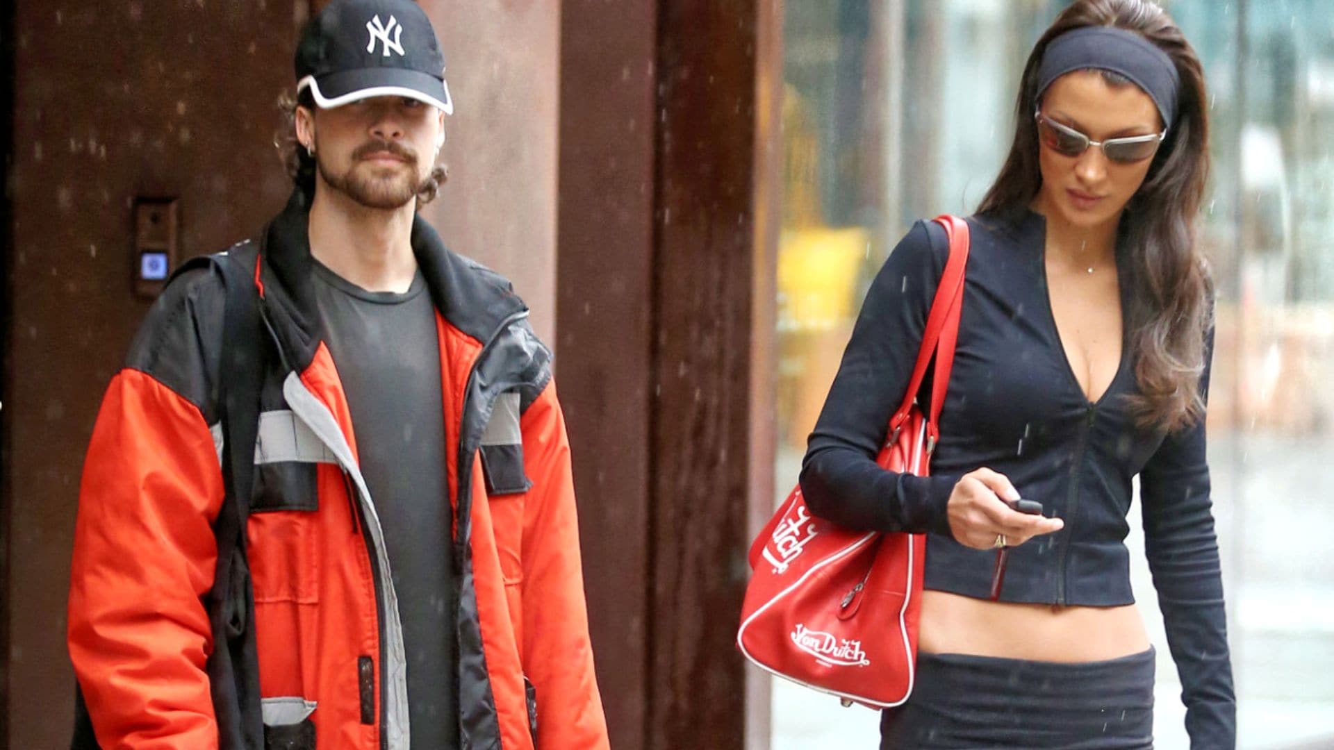 Primeras imágenes de Bella Hadid con su nuevo novio paseando unidos por Nueva York