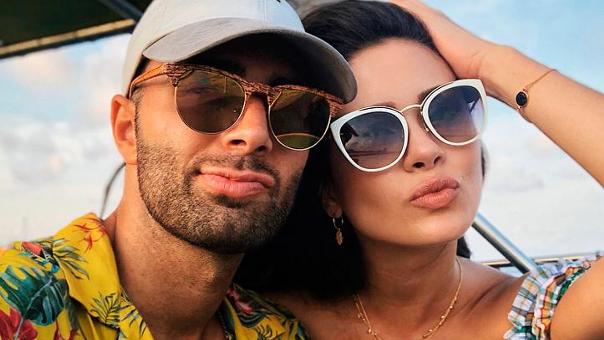 Jencarlos Canela reaparece en las redes con su novia