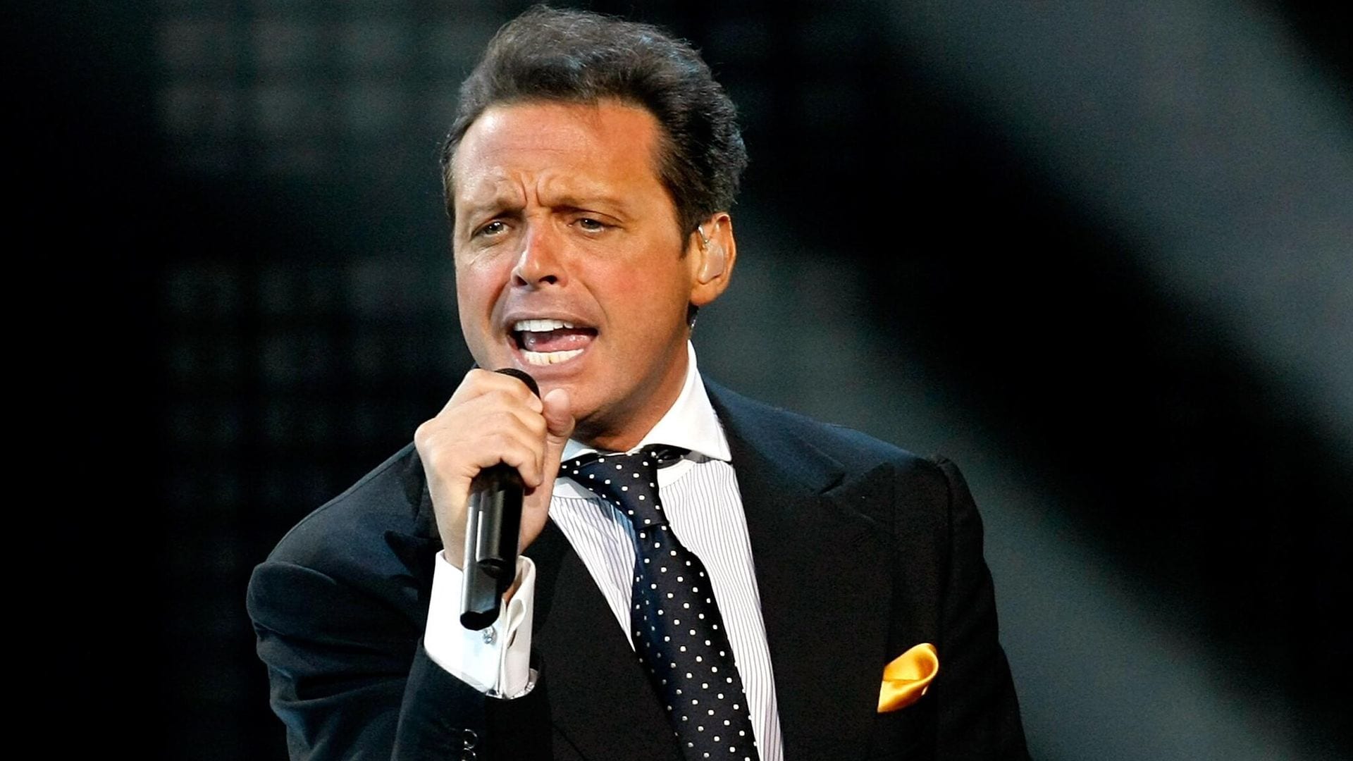 Luis Miguel, el primer latino con más de 260 canciones que superan el millón de reproducciones