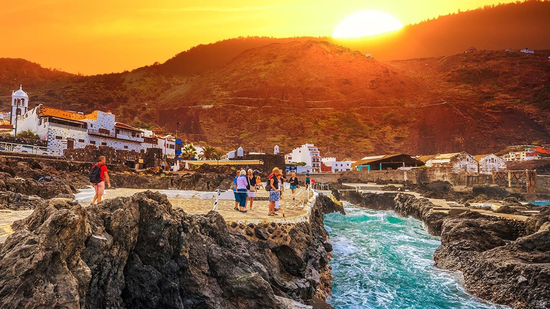 Piscinas naturales para estar a remojo (y desmárcate de la playa)