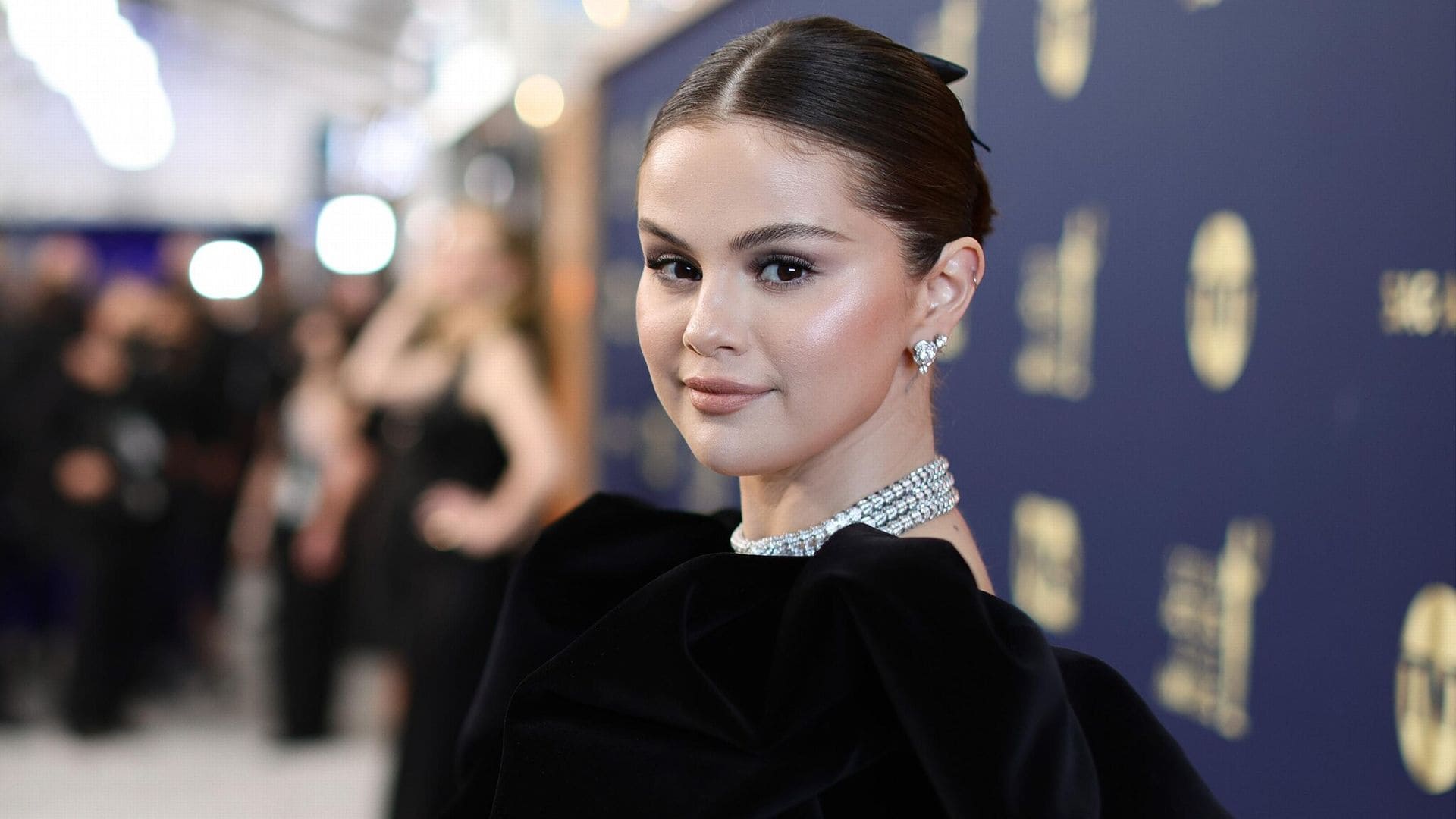 Selena Gomez da positivo a COVID-19 y pide no bajar la guardia