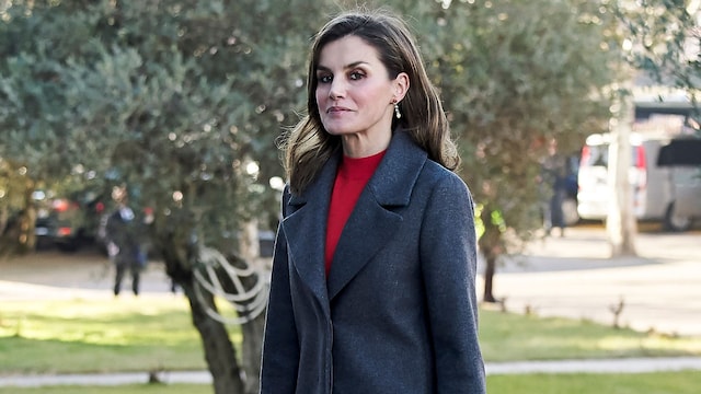 Reina Letizia con pendientes de Lisi Fracchia