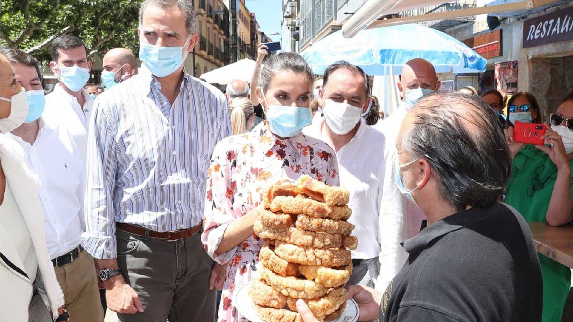 Los Reyes, agasajados en Soria con los tradicionales torreznos